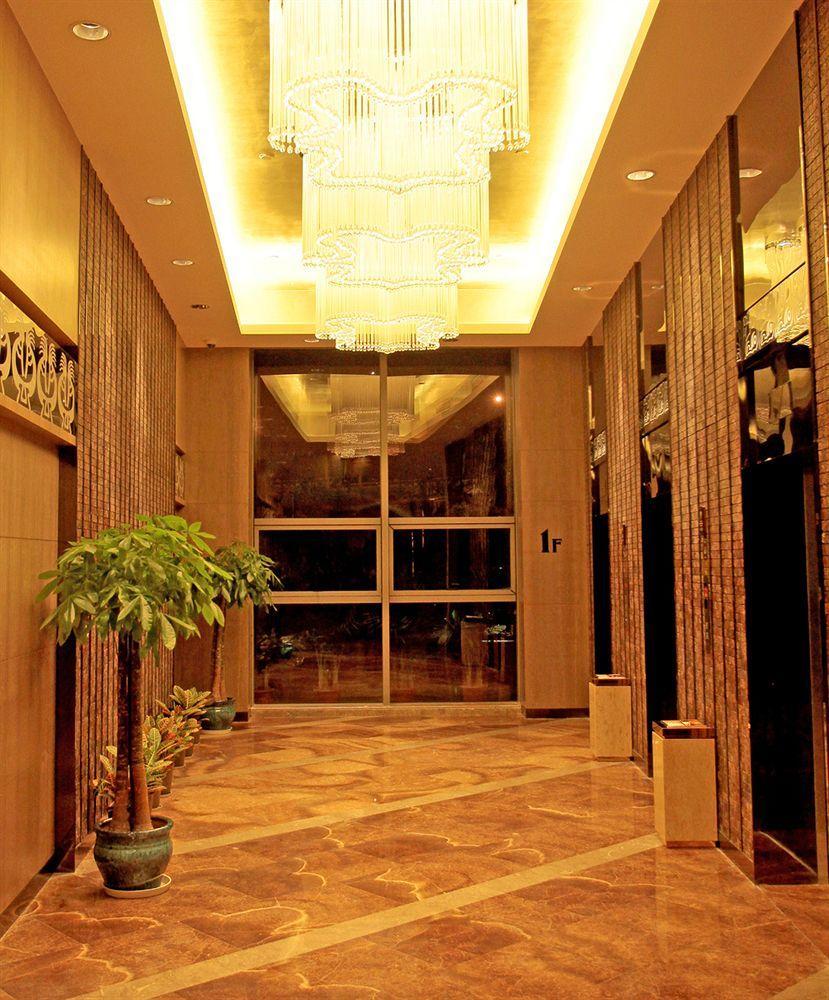 Gleetour Maya Hotel Wuhan Zewnętrze zdjęcie