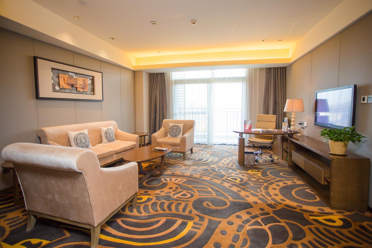 Gleetour Maya Hotel Wuhan Zewnętrze zdjęcie